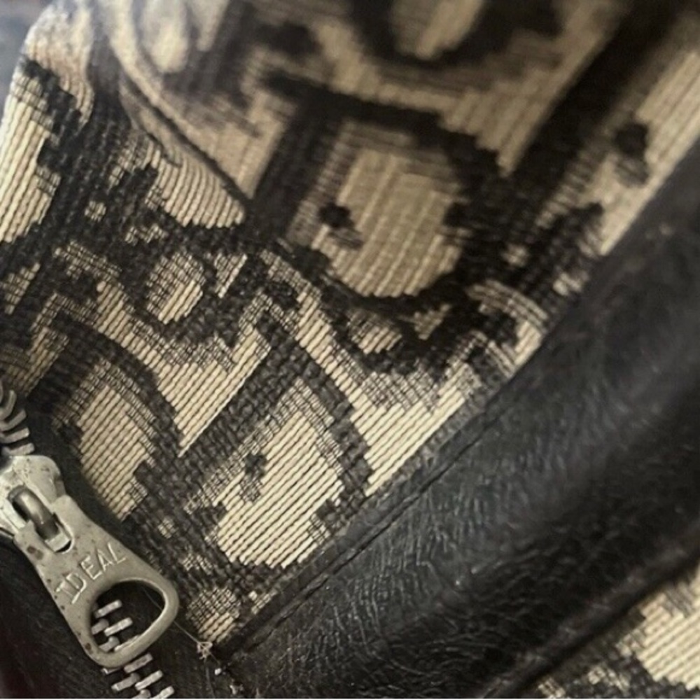 Christian Dior Travel Bags - Picture 7 of 16